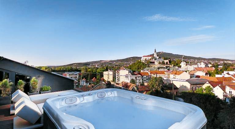 Boutique HOTEL11 (with ROOFTOP SPA) — photo 4
