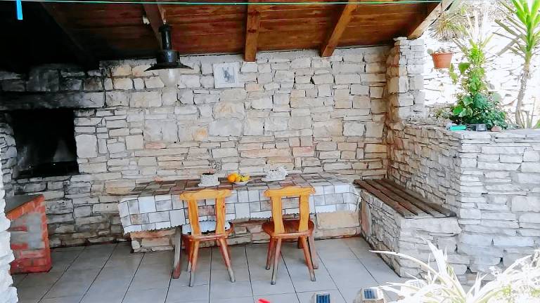 Villa with patio, yard & BBQ — photo 5