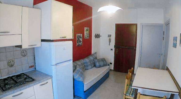 Rental apartment with 2 rooms for 5 persons — photo 3