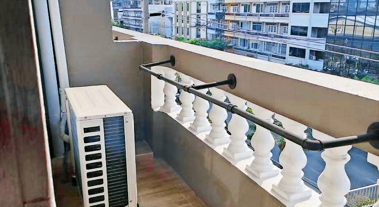 Serviced apartment with patio | Pets allowed — photo 4