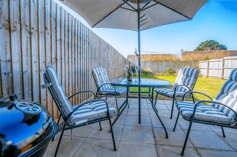 Johnnys Cove - 2 Bedroom Holiday Home - New Hedges — photo 5