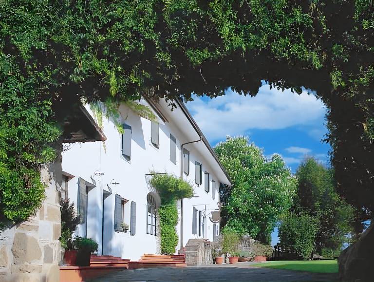 Farm with terrace & yard in Gorizia