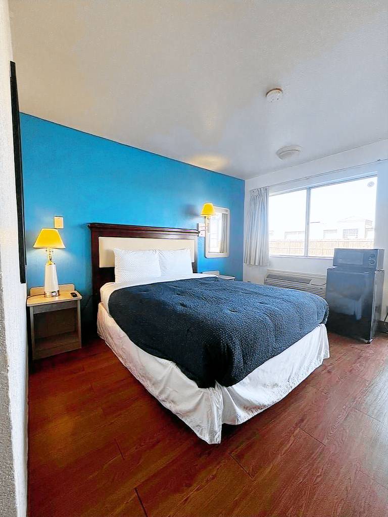 Parkside Inn by PHG - Sweetwater — photo 2