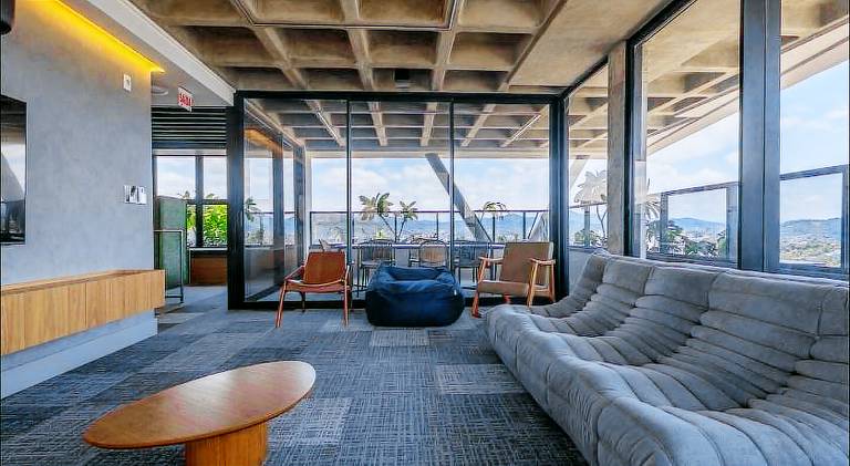 ON Smart Lofts - 3 min a pe da Oktoberfest com cama Queen — photo 2