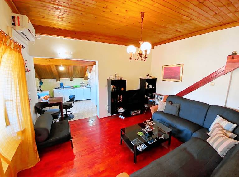 Wonderful rental apartment with barbeque & yard | Water view | Pets are welcome in Konavle
