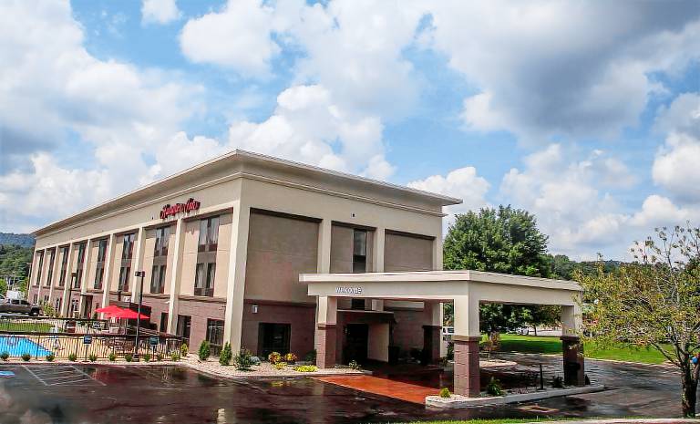Hampton Inn Summersville in Summersville, WV