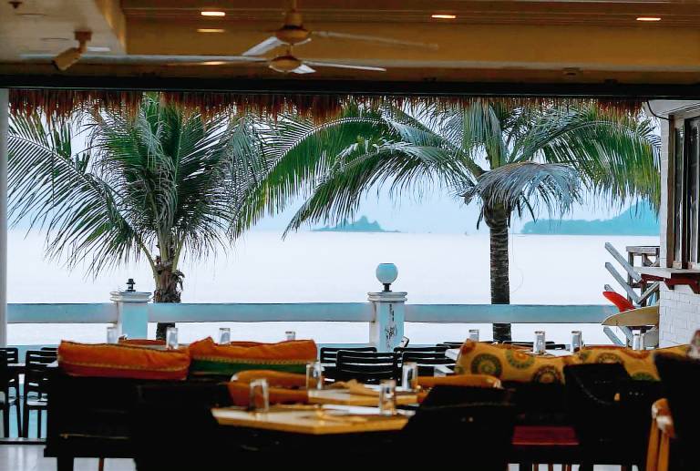 BAY'S INN RESORT — photo 4