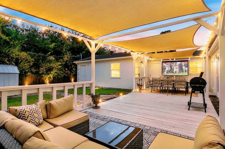 House Braeswood Place