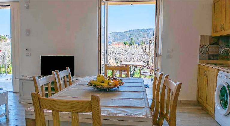 Wonderful apartment with yard, patio & private pool | Dogs allowed — photo 3