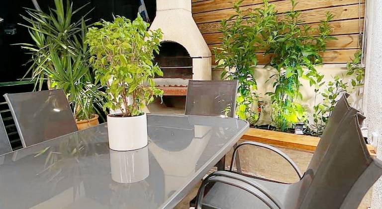 Holiday apartment with terrace & hot tub | Close to Acropolis of Athens — photo 3