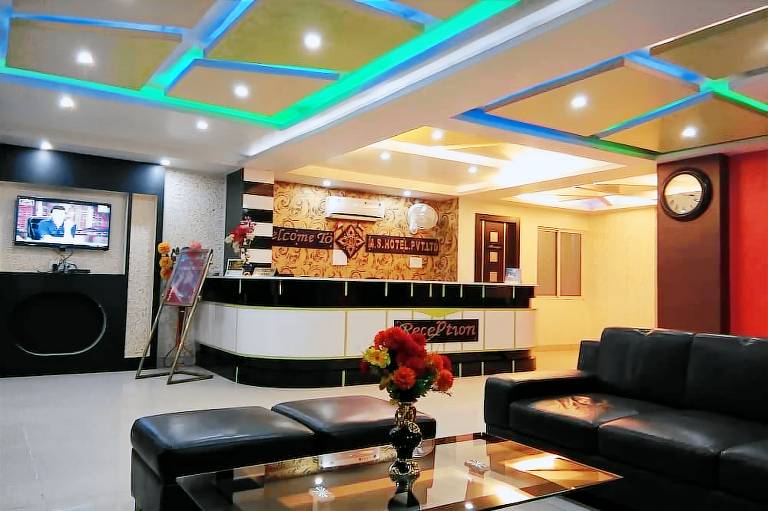 M S Hotel