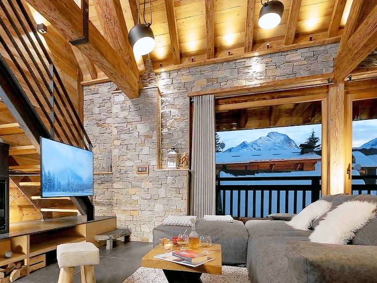 Chalet with jacuzzi — photo 4
