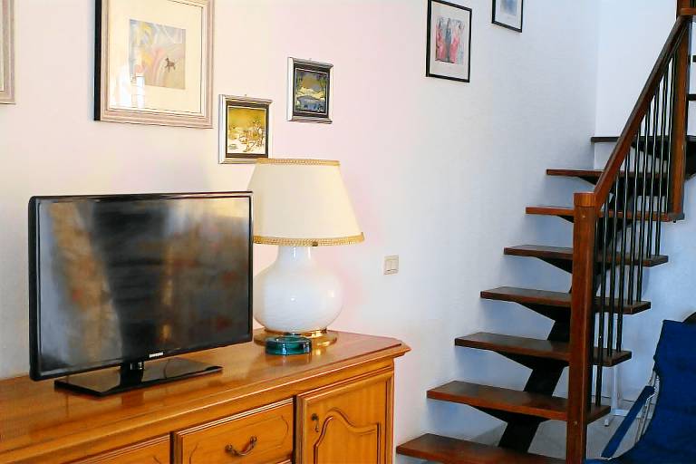 Children-friendly rental apartment with patio | City view | Beach nearby | Pets are welcome — photo 3
