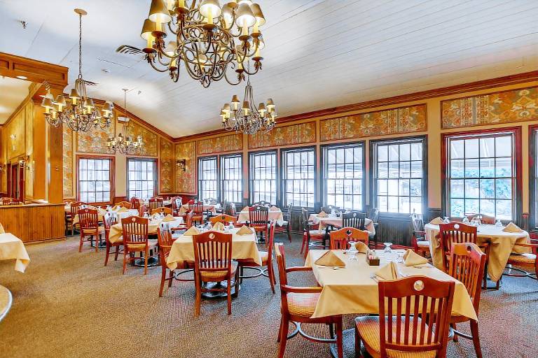 YO Ranch Hotel and Conference Center — photo 4