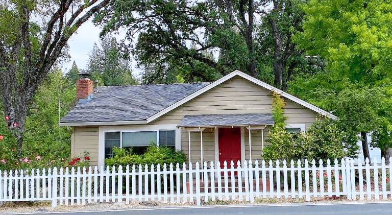 House with 3 rooms for 6 persons in Groveland, CA