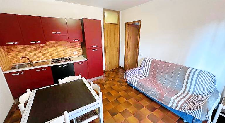 Apartment with 1 room for 4 persons — photo 5