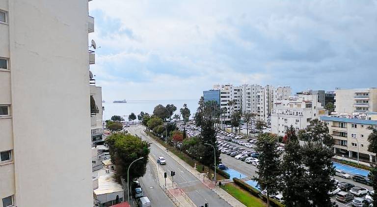 Rental apartment | Next to the beach | Dogs allowed in Limassol