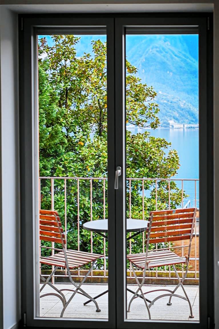 Sonnige Suite mit Seeblick