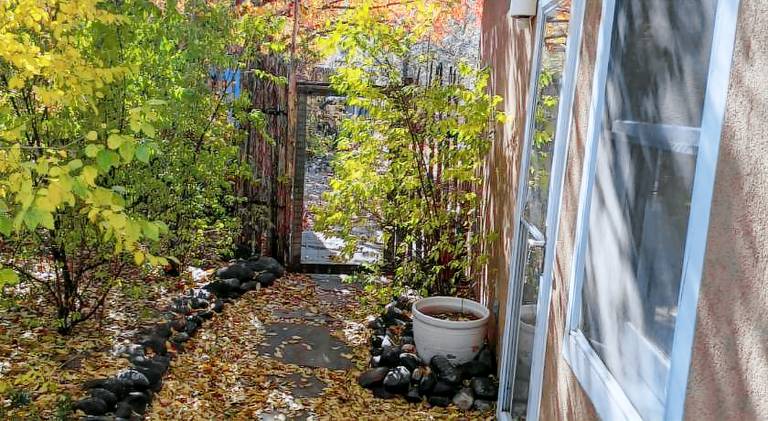 Apartment with patio & barbeque — photo 5
