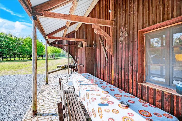 Cottage with grill, patio & yard | Nature view | Pets allowed — photo 4