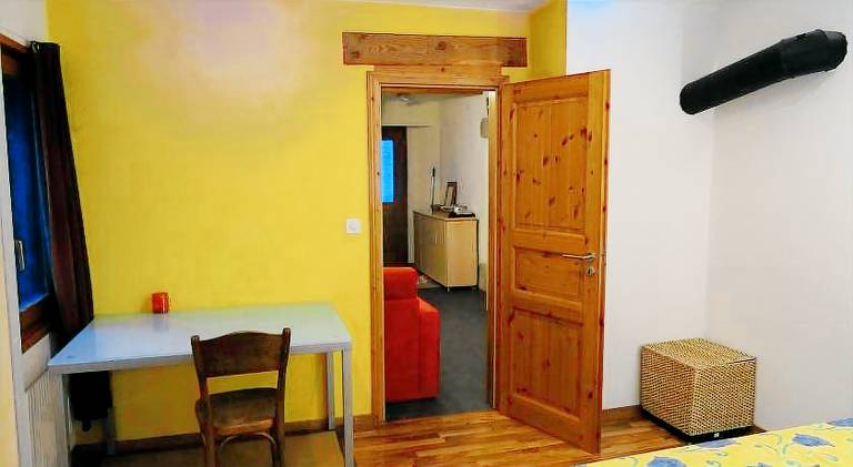 Holiday apartment | Pets allowed in Neuchatel