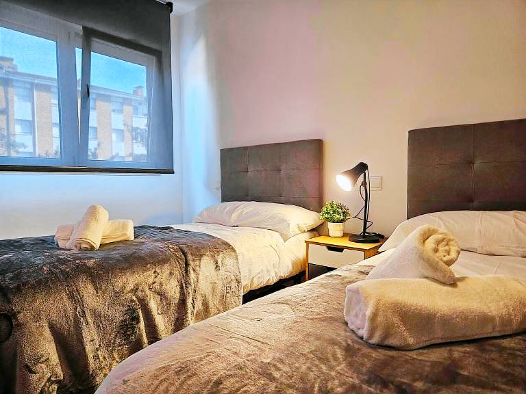 Rental apartment with 3 rooms for 6 persons — photo 2