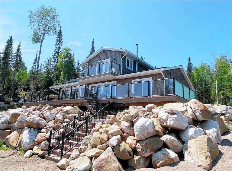 Cottage  Fowler