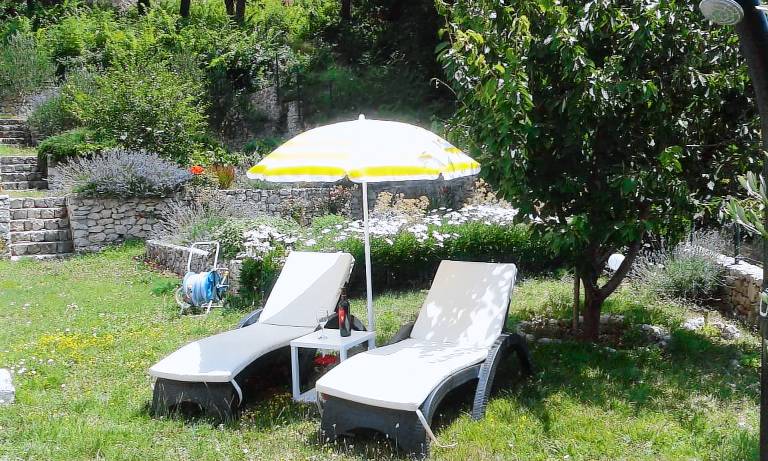 Studio with garden, BBQ & patio — photo 4