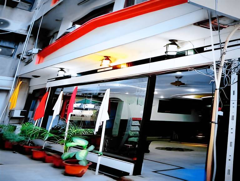 Peace Point Hotel in New Delhi