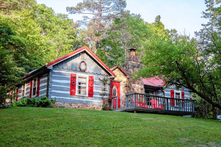 Cabin Nashville