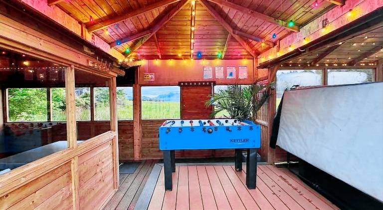 FINN VILLAGE "Mountain View Cottage" Private Garden, 9-seater HOT TUB, Firepit & Pizza Stove — photo 5