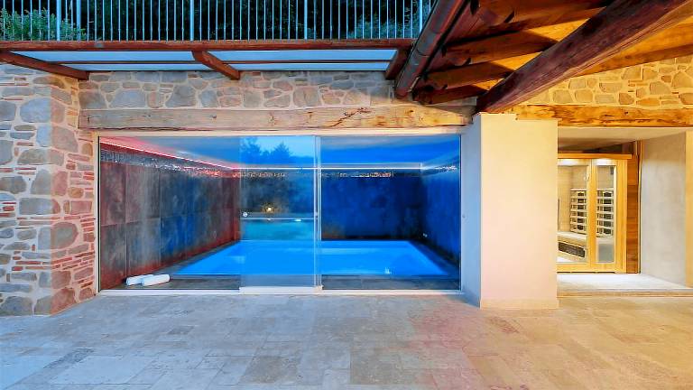 Villa with sauna, yard & private pool | Pool view | Good for workation — photo 3