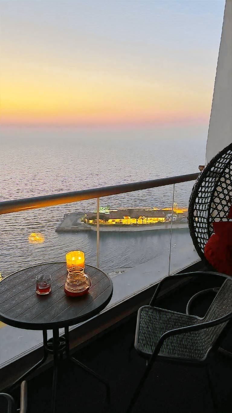 Vacation home with hot tub — photo 3