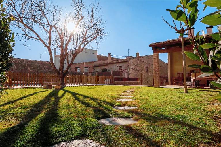 House with patio, grill & yard — photo 5