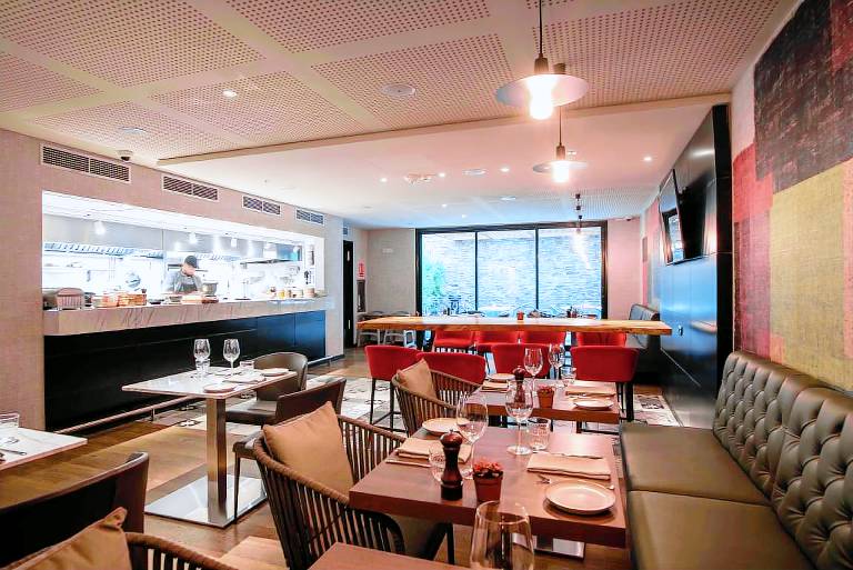 SORO Montevideo, Curio Collection by Hilton — photo 4
