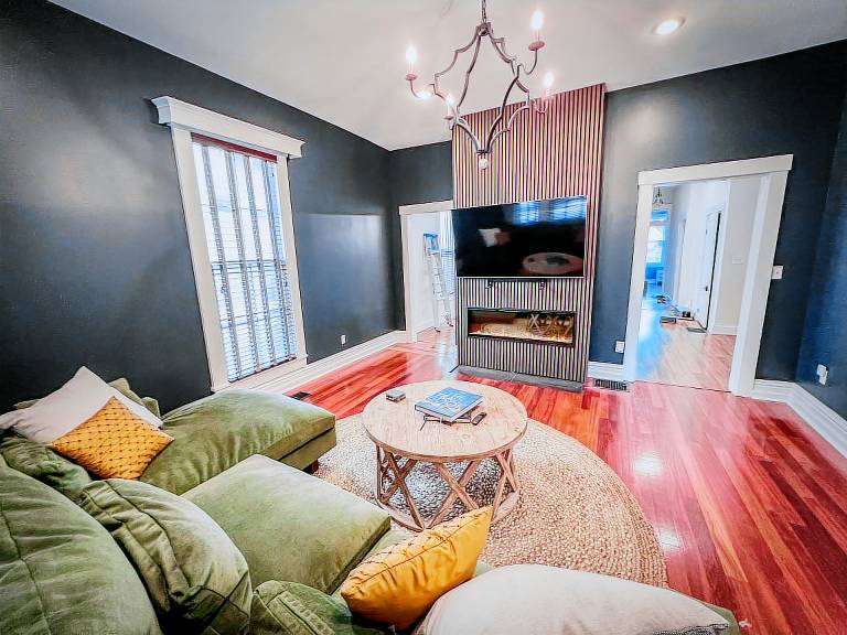 House  New Albany