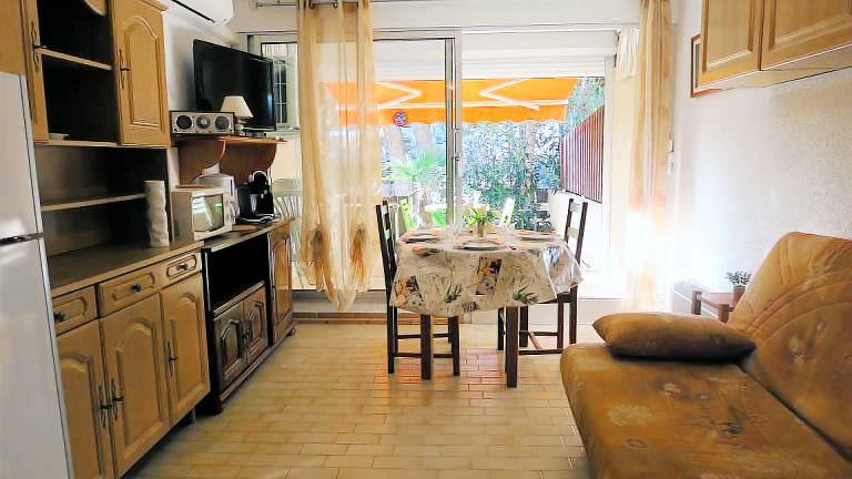 Studio with terrace — photo 5