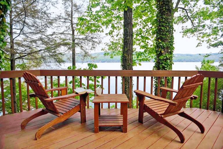 Cabin Burdett