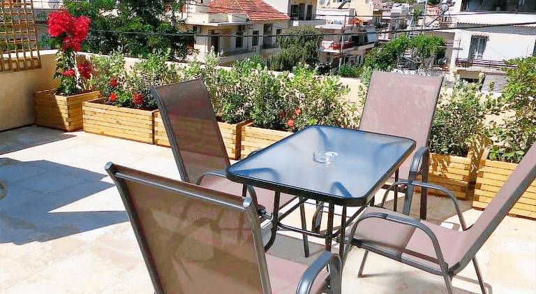 Apartment with terrace — photo 4