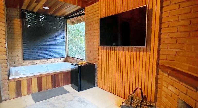 Lodge with pool, sauna & BBQ — photo 2