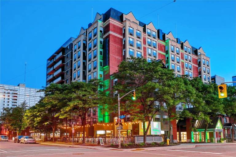 Holiday Inn Ottawa Dwtn - Parliament Hill By IHG in Ottawa, ON