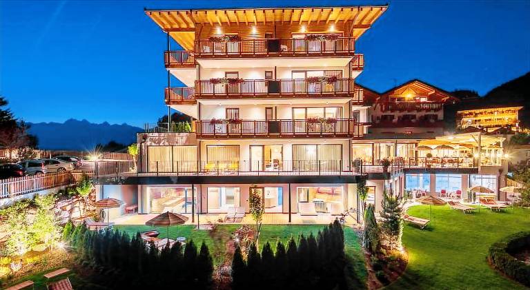 Hotel Sonnenheim in Avelengo