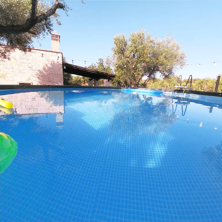 Child-friendly villa with garden, hot tub & private pool | Garden view | Pets are welcome — photo 2