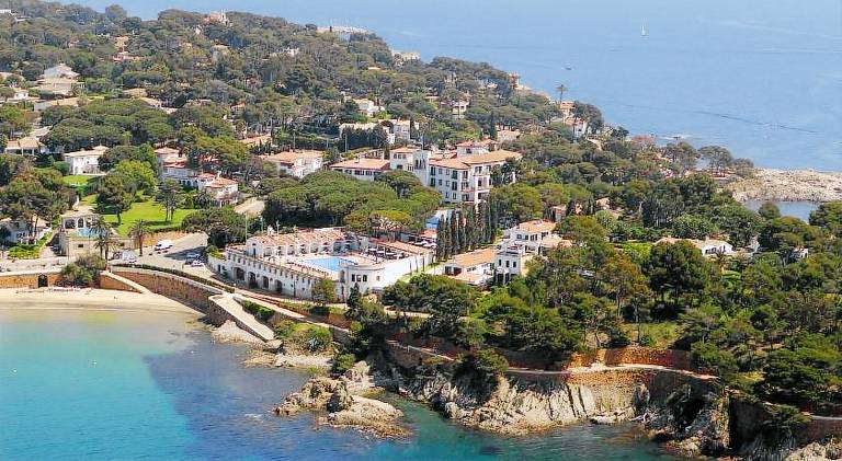 Fully equipped pleasant apartment with pool & terrace | Beach nearby | Suitable for remote work | Pets allowed — photo 4