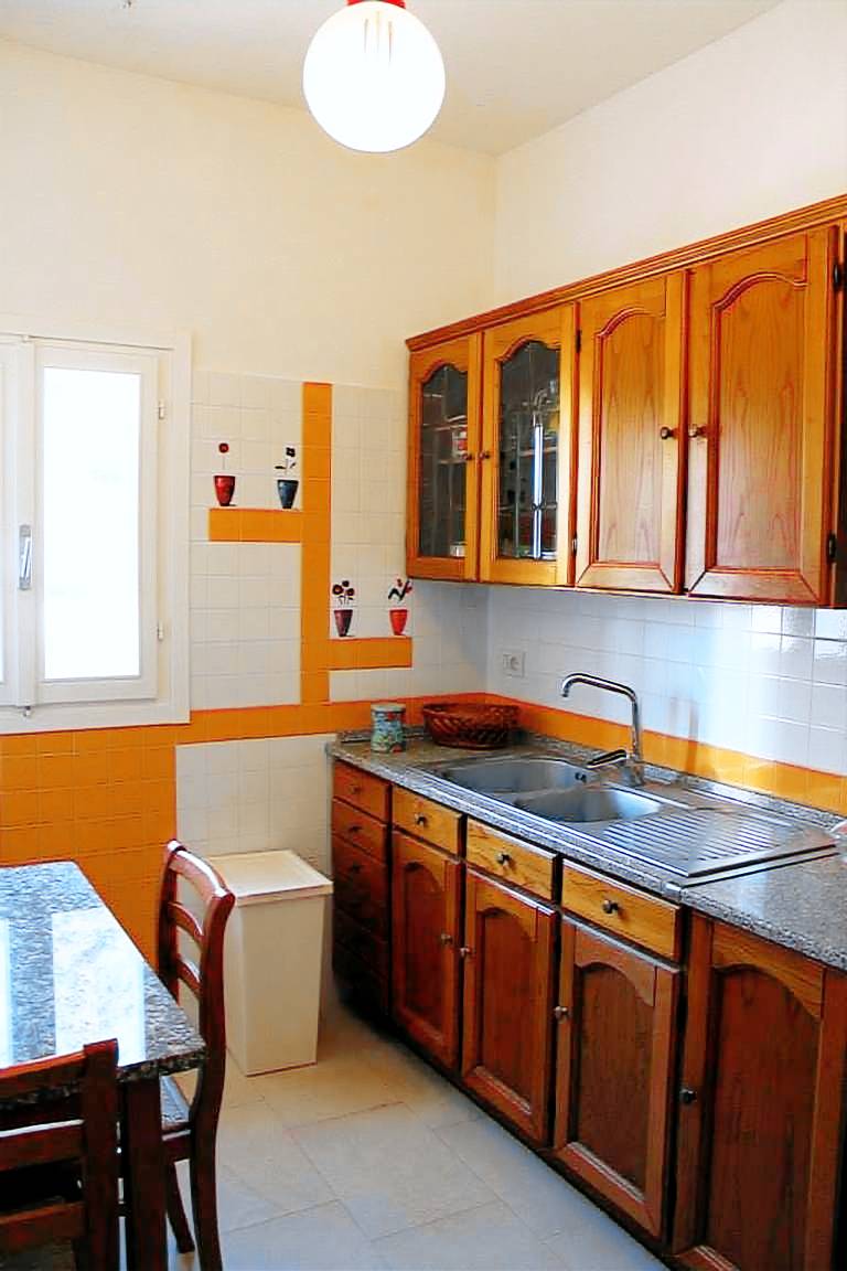Family-oriented beautiful vacation home with barbeque, yard & hot tub | City view | Perfect for remote work | Dogs allowed — photo 2