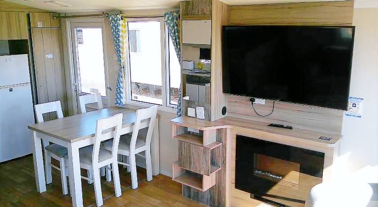 Kingfisher Surf Shack 8 Berth Central Heated Close to site entrance FREE WIFI — photo 2