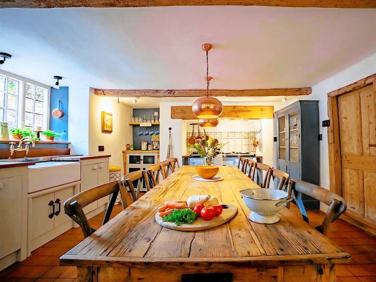 Cottage with garden, jacuzzi & barbecue — photo 4