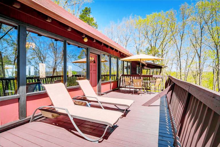 'Ledge Lodge' Burkesville Getaway: Pool & Views! — photo 3