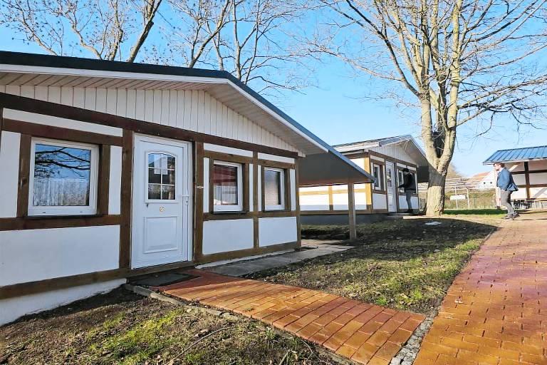 Bungalow with yard, sauna & terrace | Next to the beach | Pets are welcome — photo 2