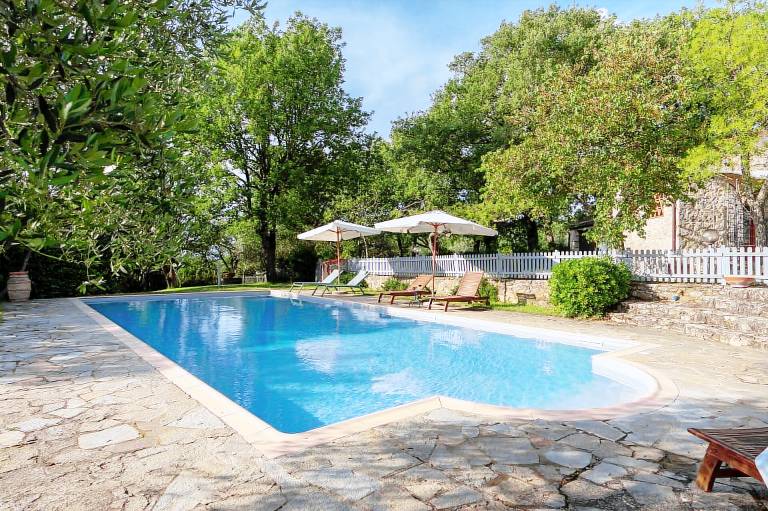 Farm with pool, garden & terrace — photo 3